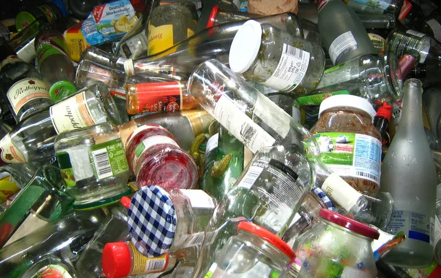 glass, glasses, bottles, glass container, container, packaging, waste, waste separation, disposal, lid, environment, made, recycled glass, garbage, bottle bank, recycling, throw away society, waste, recycling, recycling, recycling, recycling, recycling. Evaluating packaging and waste claims from published evidence